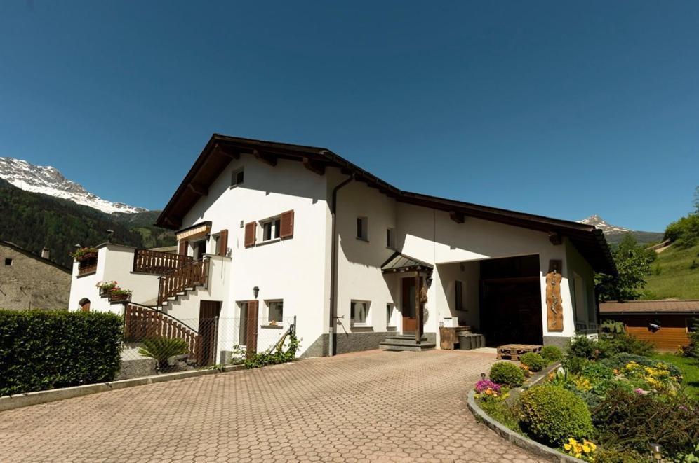B&B Cuore Verde Poschiavo Exterior foto